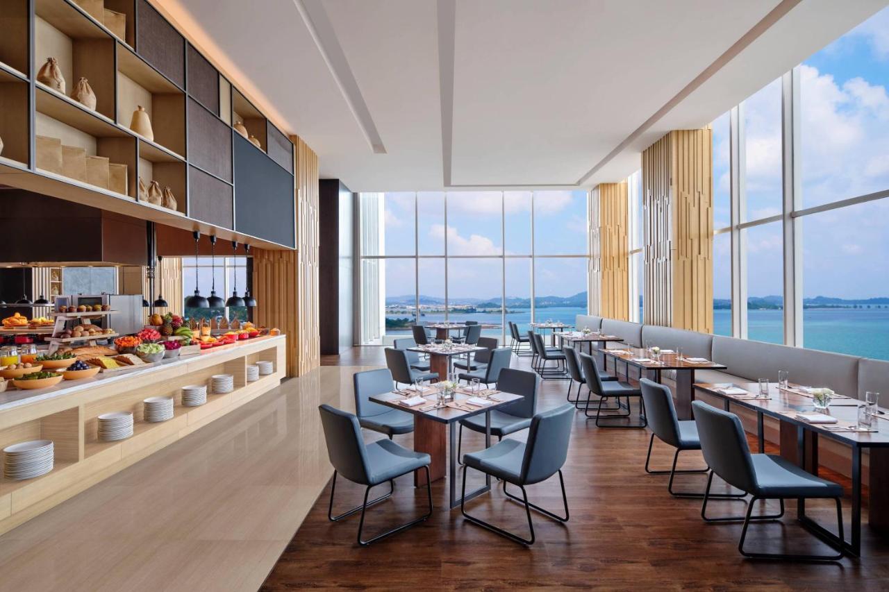 Batam Marriott Hotel Harbour Bay Нагоя Екстериор снимка