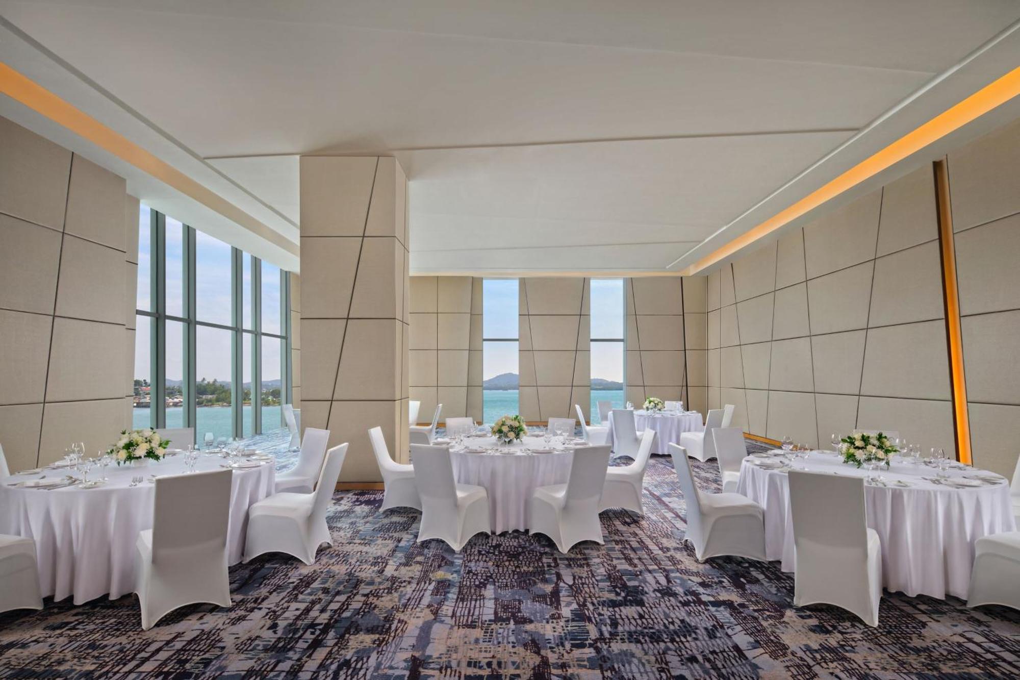Batam Marriott Hotel Harbour Bay Нагоя Екстериор снимка